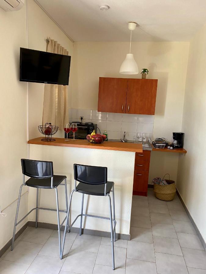 Lemon Tree Apartments A D Argostoli (Kefalonia) Exterior foto